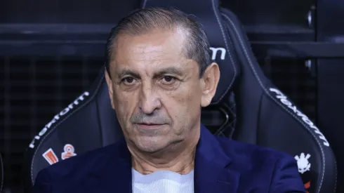 Ramón Díaz não deve ficar no Corinthians em 2025 e campeão na Europa e rival de Jorge Jesus é alvo. foto: Marcello Zambrana/AGIF