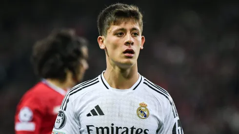 Arda Güler com a camisa do Real Madrid no começo da temporada.