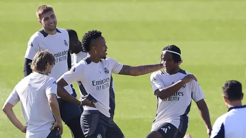 A saída de Thibaut Courtois abriu espaço para debates sobre o futuro do gol no Real Madrid. Entre os candidatos, o jovem Fran Gonzalez, de 19 anos, surge como uma promessa que pode consolidar sua posição no clube. (Foto: IMAGO / ZUMA Press Wire)