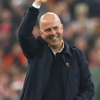 Liverpool de Arne Slot entra em competição com o Newcastle por craque da Premier League