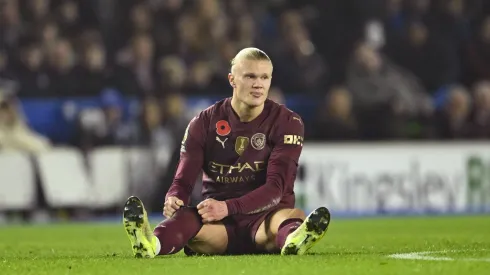 Haaland com a camisa do Manchester City.