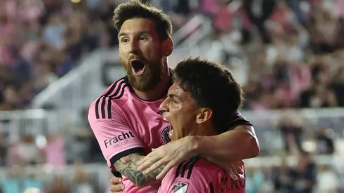Messi e Matías Rojas comemoram gol no Inter Miami.