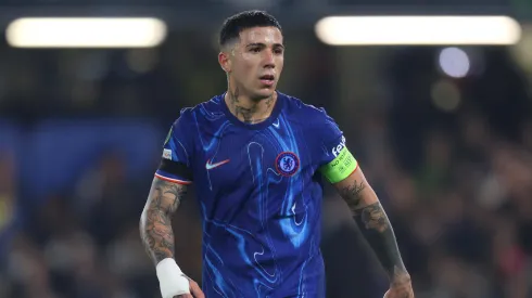 Enzo Fernández em partida pelo Chelsea