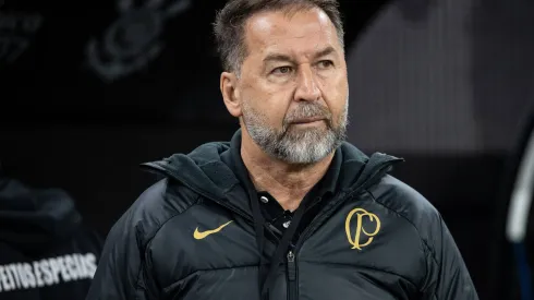 Corinthians x Palmeiras SÃO PAULO, SP - 04.11.2024: CORINTHIANS X PALMEIRAS - Augusto Melo, president of Corinthians, during warm-up for the match between Corinthians and Palmeiras valid for the 32nd round of the Brazilian Championship held at Neo Química Arena in São Paulo, SP, on Monday night 04. Photo: Rodilei Morais/Fotoarena x2646535x PUBLICATIONxNOTxINxBRA RodileixMorais