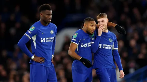 Gigante da Premier League tem disputa alemã por Nkunku, do Chelsea.