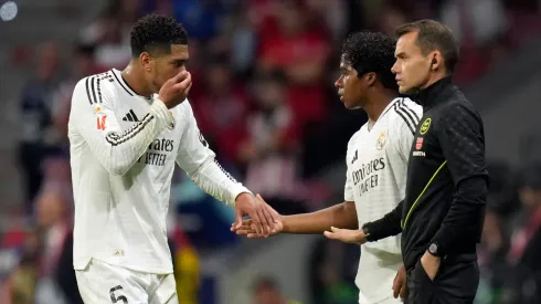 Jude Bellingham e Endrick durante jogo do Real Madrid