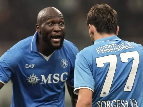 Manchester United e Barcelona disputam Kvaratskhelia do Napoli