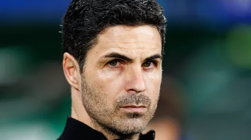 Mikel Arteta decidiu futuro de jogador do Arsenal. foto: IMAGO / Maciej Rogowski
