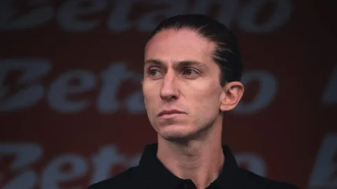 Filipe Luís pede reforço ao Flamengo. Foto: Ettore Chiereguini/AGIF