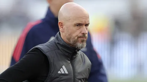 Manchester United demitiu Ten Hag por conta de auxiliares, diz Hiddink.