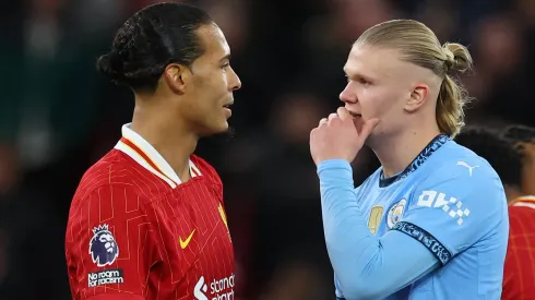 Haaland e Van Dijk, após Liverpool x Manchester City.