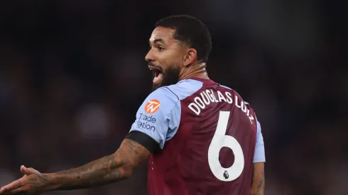 Douglas Luiz passa por momento complicado na Juventus. Foto: Nathan Stirk/Getty Images