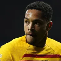 Portal revela sofrimento de Vitor Roque nos bastidores do Barcelona com Hansi Flick: "Não tem nível..."