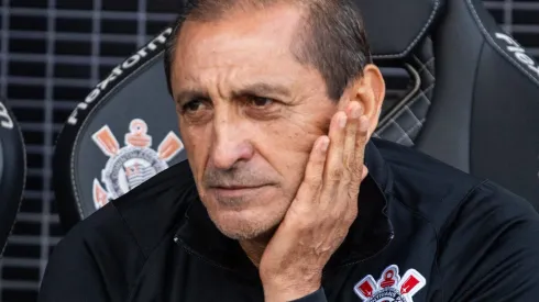 Corinthians renova o contrato de Ramón Díaz por mais uma temporada.