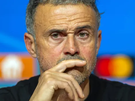 PSG sinaliza oferta por Martin Baturina, alvo do Barça