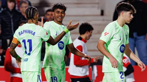 Raphinha, atacante do Barcelona, alcançou um feito histórico na última vitória contra o Mallorca. (Foto: IMAGO / Maciej Rogowski)