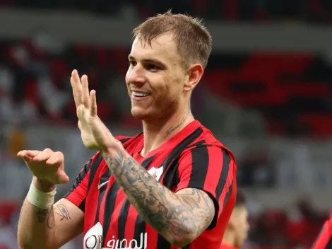 Flamengo teria que liberar Gerson ao Al-Rayyan para ter Róger Guedes