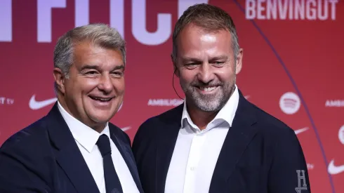 Barcelona de Hansi Flick acerta com primeiro reforço para 2025 após acordo com empresário. (Foto: Imago)