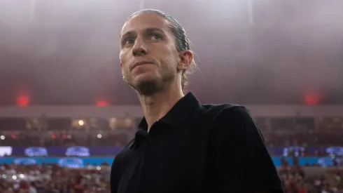 Filipe Luis no Maracanã, como técnico do Flamengo.
