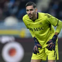 Manchester United descarta Alex Meret, goleiro do Napoli e foca em titular