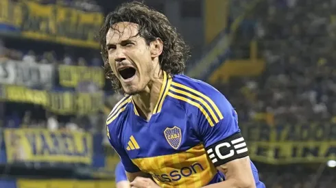 Edinson Cavani com a camisa do Boca Juniors.