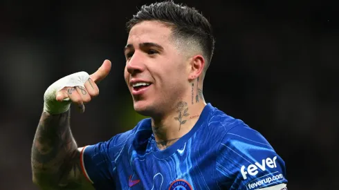 Barcelona e Chelsea podem fechar troca de jogadores envolvendo Enzo Fernández (Photo by Shaun Botterill/Getty Images)