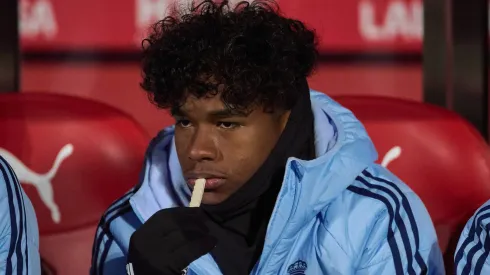 Endrick entre os reservas do Real Madrid.