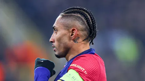 Barcelona de Raphinha vence e Fanáticos alfinetam astros do Real Madrid.