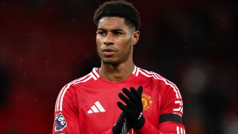 Marcus Rashford em ação com a camisa do Manchester United.