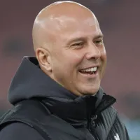 Arne Slot quer contratar Alphonso Davies no Liverpool, alvo de Real Madrid e Barcelona