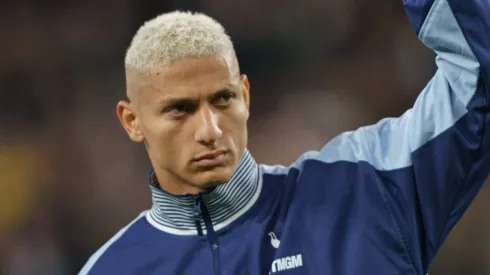 Richarlison pede salário superior ao de Memphis Depay e Palmeiras impõe condições para fechar acordo. (Foto: Imago)
