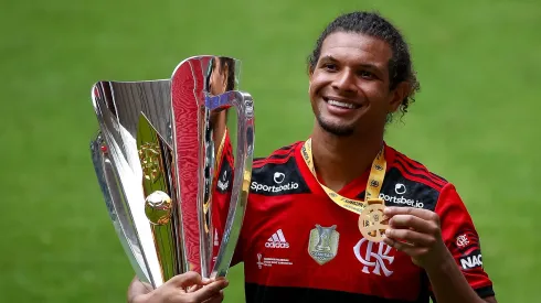 Bahia tenta Arão, ex-Flamengo. (Photo by Buda Mendes/Getty Images)