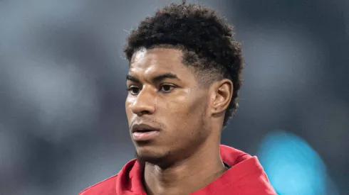 Marcus Rashford com a camisa do Man United.