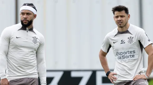 Memphis e Romero pelo Corinthians. Foto: Rodrigo Coca/Agência Corinthians