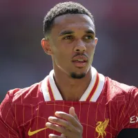 Liverpool não quer perder tempo e já planeja substituto de Alexander-Arnold
