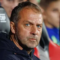 Jogador de Hansi Flick vira desejo de Arne Slot no Liverpool