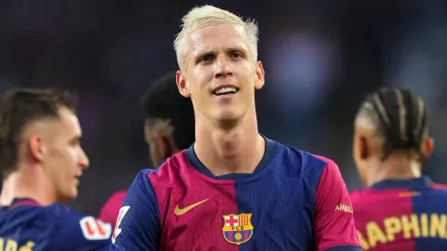 Barcelona pode perder Dani Olmo para outro gigante do futebol europeu (Photo by Alex Caparros/Getty Images)