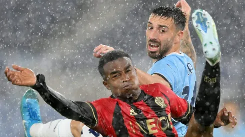 Mario Gila, zagueiro da Lazio e ex-jogador das categorias de base do Real Madrid, está atraindo o interesse do clube espanhol após impressionar na Série A. (Foto: IMAGO / Action Plus)