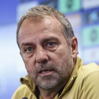 Hansi Flick se cansa de esperar e dá ultimato em estrela do Barcelona