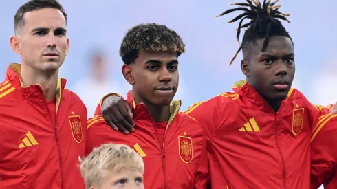 PSG decide pagar multa rescisória para tirar craque espanhol das mãos do Barcelona. Foto: Stu Forster/Getty Images