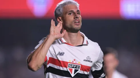 O River Plate está de olho no atacante Jonathan Calleri, do São Paulo, para reforçar seu elenco visando o Mundial de Clubes de 2025. (Foto: IMAGO / Photosport)