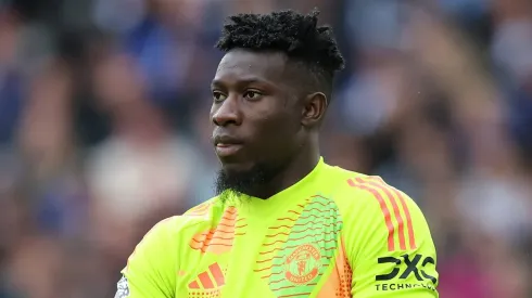 A temporada do Manchester United tem sido marcada por dificuldades, e o goleiro Andre Onana está no centro das críticas. (Foto: IMAGO / Sportimage)