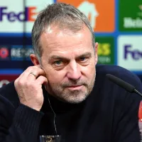 Barcelona atende pedido de Hansi Flick e quer zagueiro disputado pelo Real Madrid