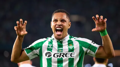 Palmeiras tem concorrência por Vitor Roque. (Photo by Fran Santiago/Getty Images)