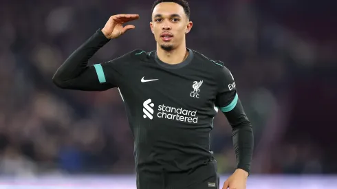Alexander-Arnold em campo pelo Liverpool