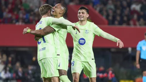 Craque surpreende e decide rescindir com o Barcelona após pedido de Hansi Flick. (Photo by Rafa Babot/Getty Images)