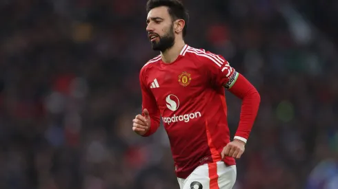 Bruno Fernandes é<br />
o atual capitão do Manchester United (Photo by Nathan Stirk/Getty Images)