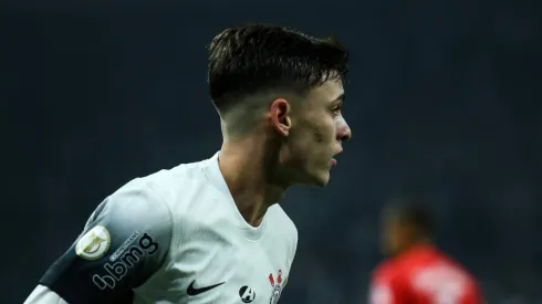 Corinthians busca sucessor de Breno Bidon após interesse do Real Madrid.