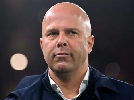 Slot deve proibir transferências de Chiesa e Ben Doak