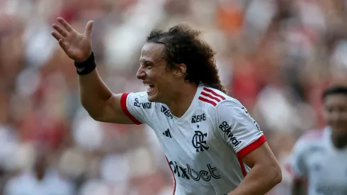 Livre, ex-Flamengo David Luiz entra na mira de clubes europeus.